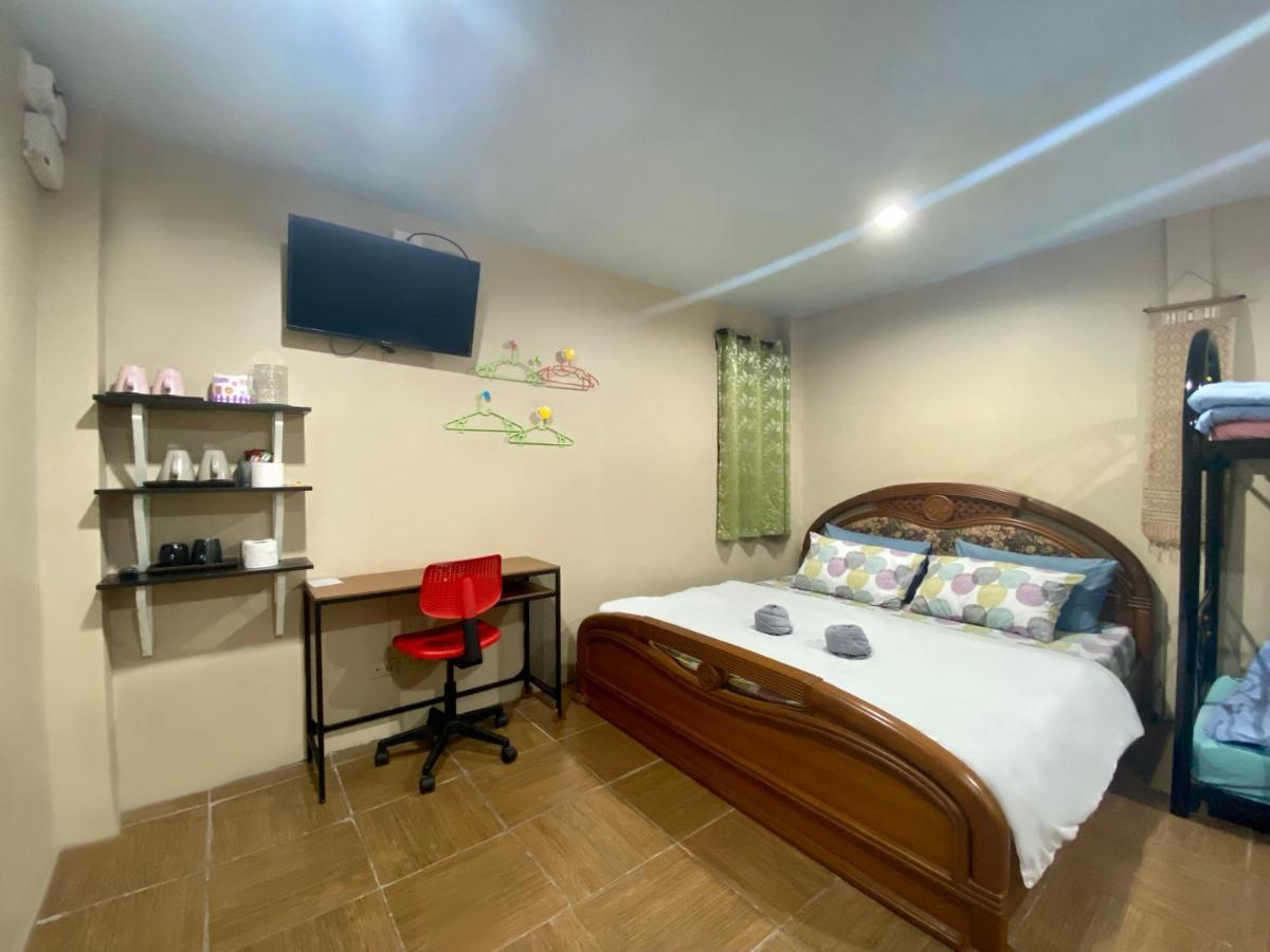 4J Lodge Банкок Екстериор снимка