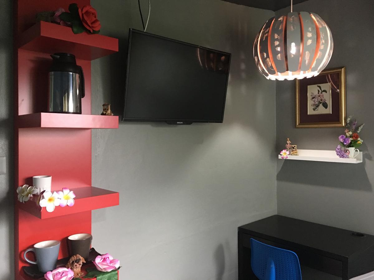 4J Lodge Банкок Екстериор снимка